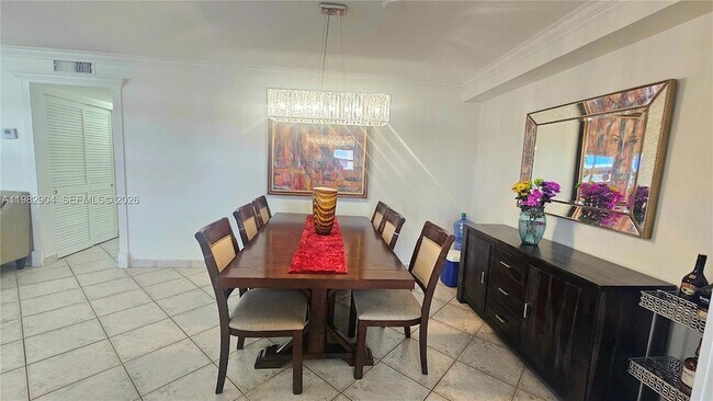 Building Photo - 180 NE 12th Ave