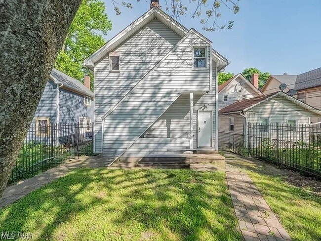 Building Photo - 3915 John Ave