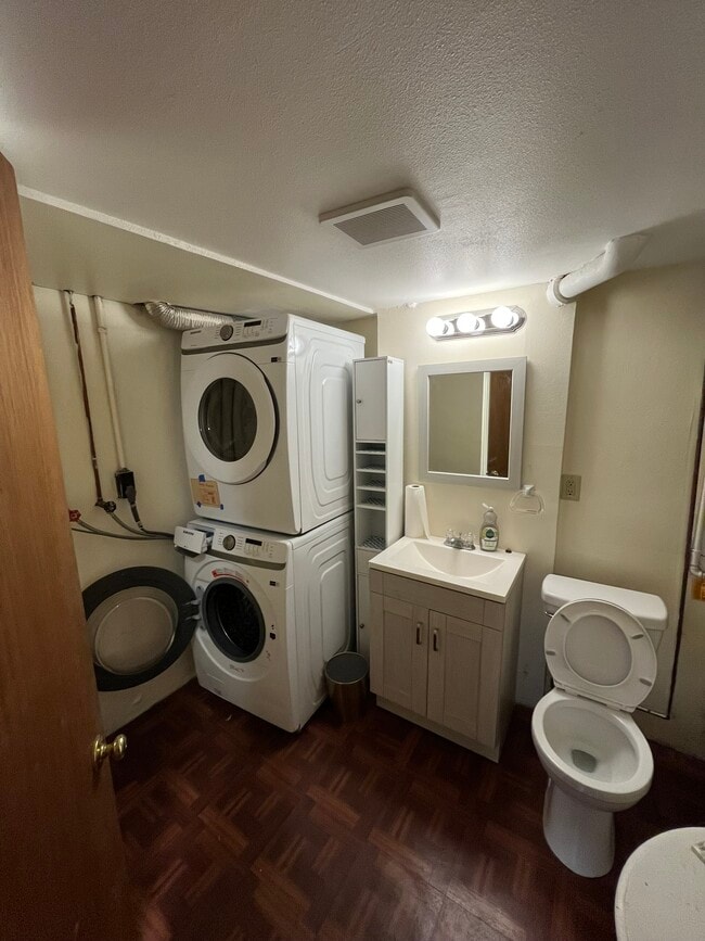 Building Photo - 7165 W 30th Ave