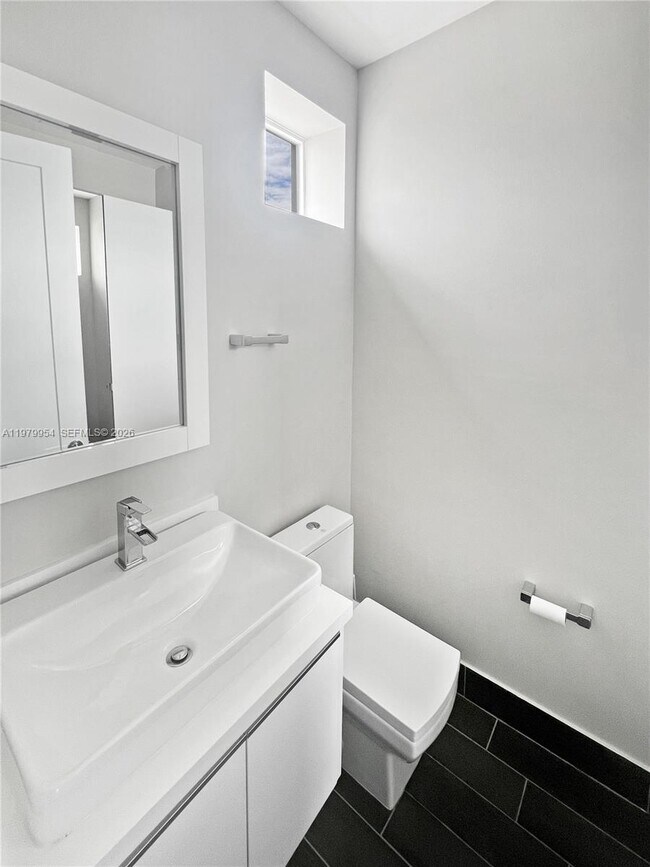 Building Photo - 10336 NW 64th St