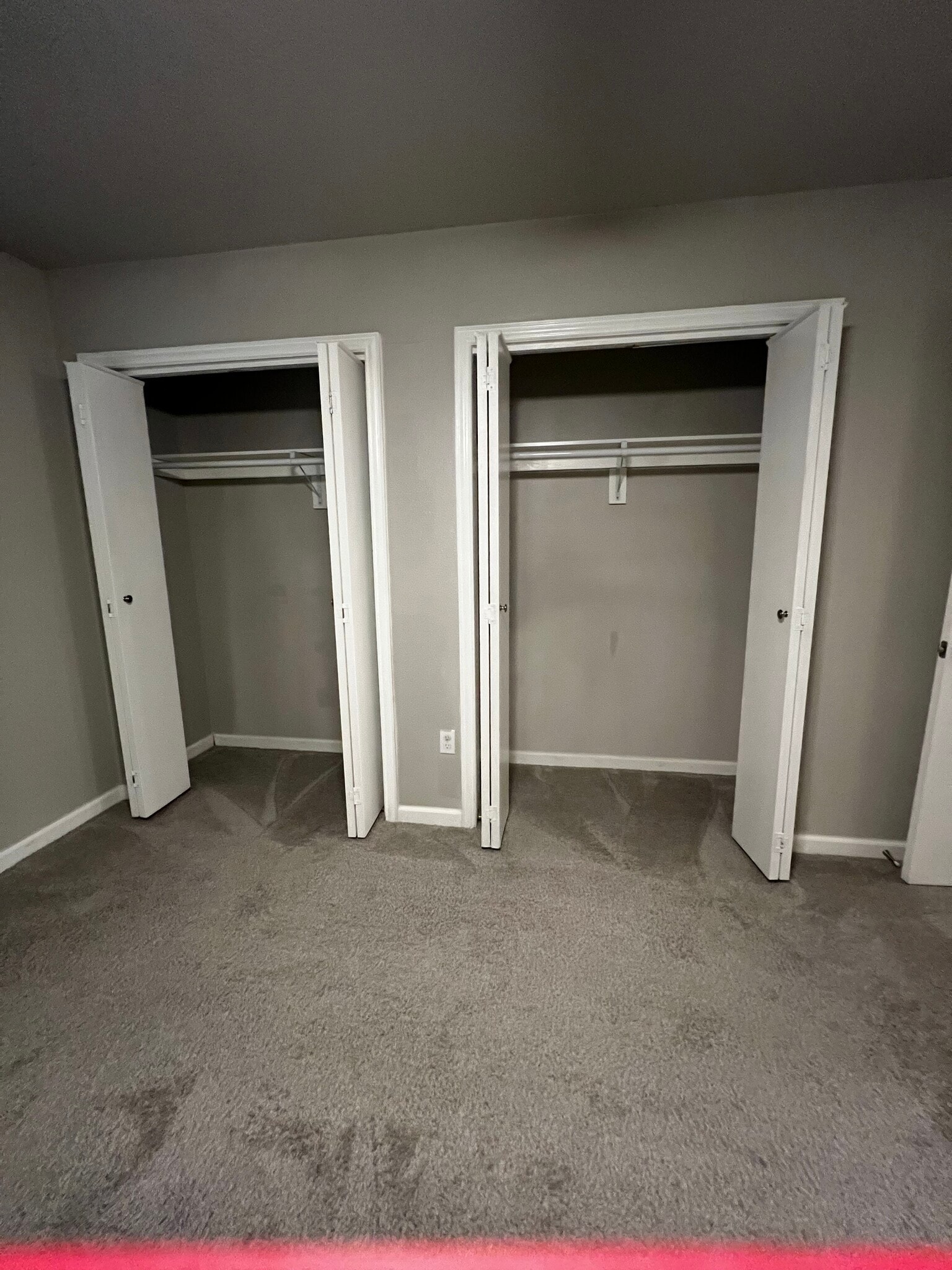 Building Photo - 100 Bugle Ct