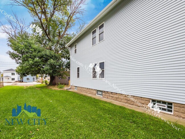 Building Photo - 154-156 N Central Avenue, Columbus, OH 43222