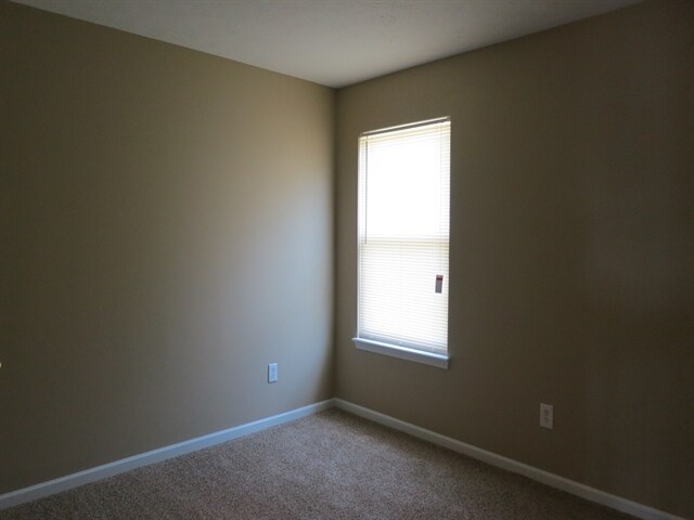 Building Photo - 6702 Meadow View Ct