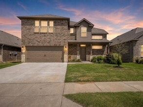 Building Photo - 10415 Lone Star Wy