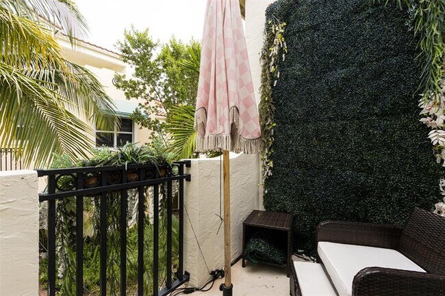 Building Photo - 12467 NW 17th Ct