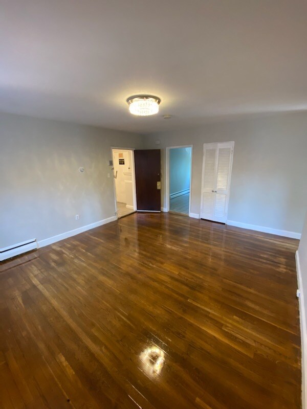 Building Photo - 45 Selkirk Rd