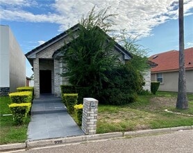 Building Photo - 12 San Jacinto St