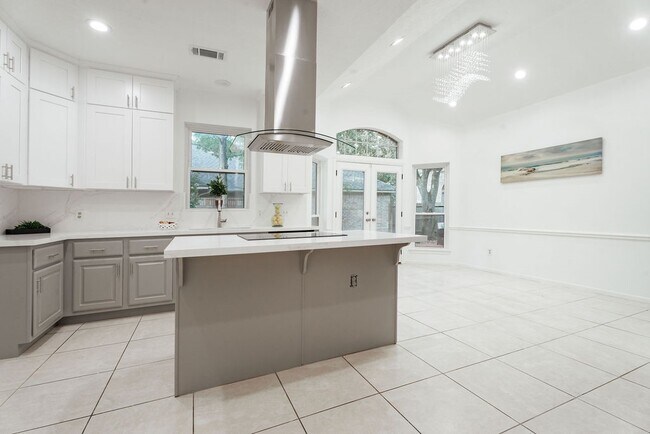 Building Photo - 127 S Copperknoll Cir
