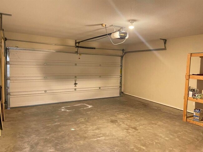 Building Photo - 101 Jacales Court