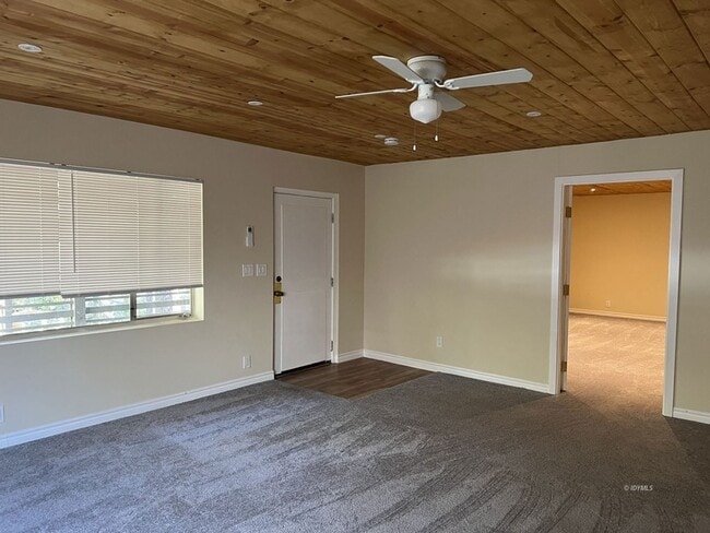 Building Photo - 54141 Pine Crest Ave