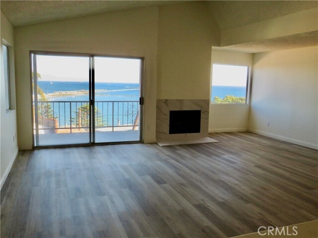 Building Photo - 3935 Bluff Pl