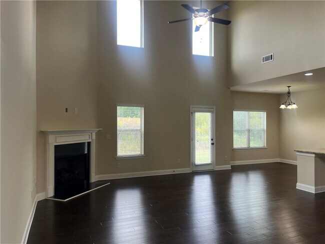 Building Photo - 2299 Misty Ivy Ct