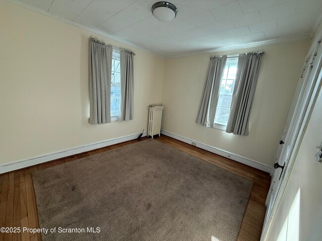 Building Photo - 301 Monument Ave