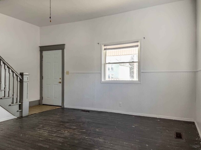 Living Room - 320 W Church St