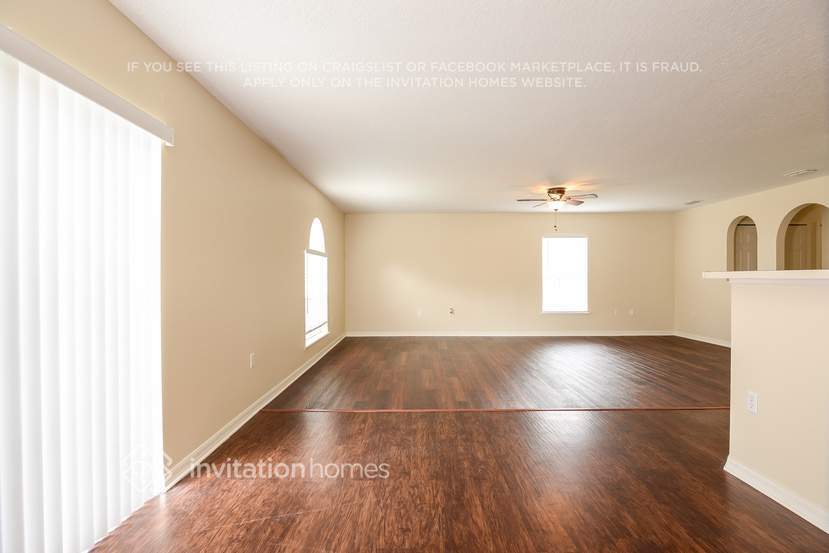 Building Photo - 3309 97th Ln E