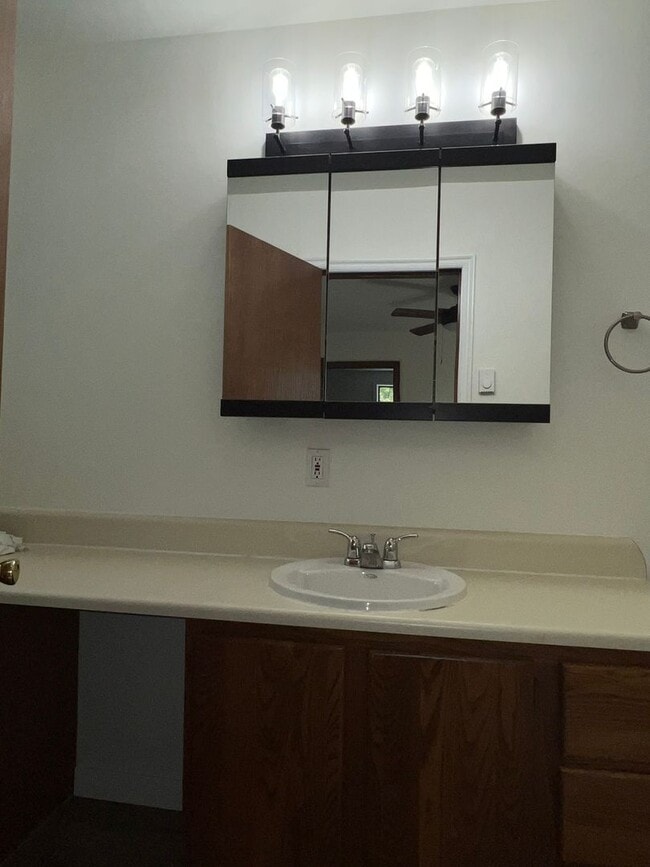 Building Photo - 276-278 Gresham St