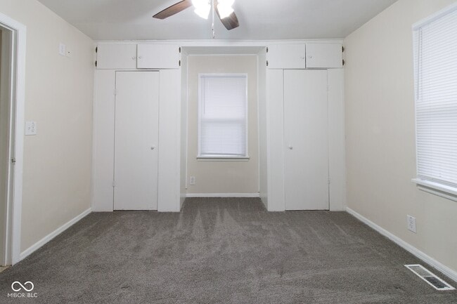 Building Photo - 630 Chester St