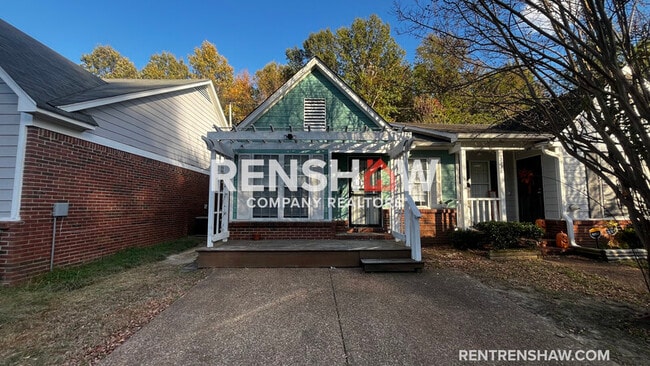 Building Photo - 2230 Curbertson St