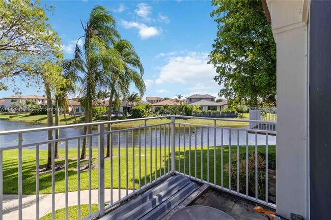 Building Photo - 1250 SW 113th Terrace