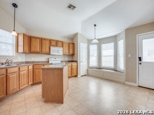 Building Photo - 6102 Still