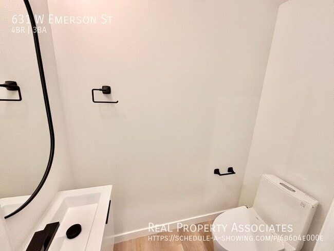 Building Photo - 631 W Emerson St