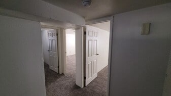 Building Photo - 110 12th St N