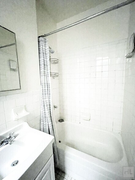 Building Photo - AMSTERDAM AVENUE