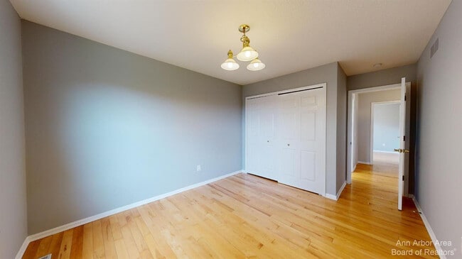 Building Photo - 2844 Chaseway Ct