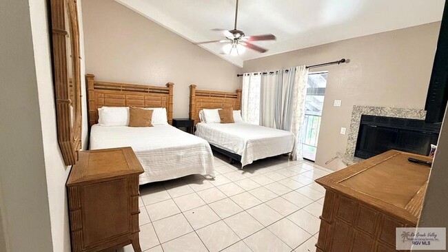 Building Photo - 322 McFadden Dr