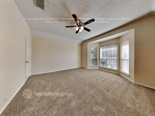 Building Photo - 1804 Lacey Oak Ln