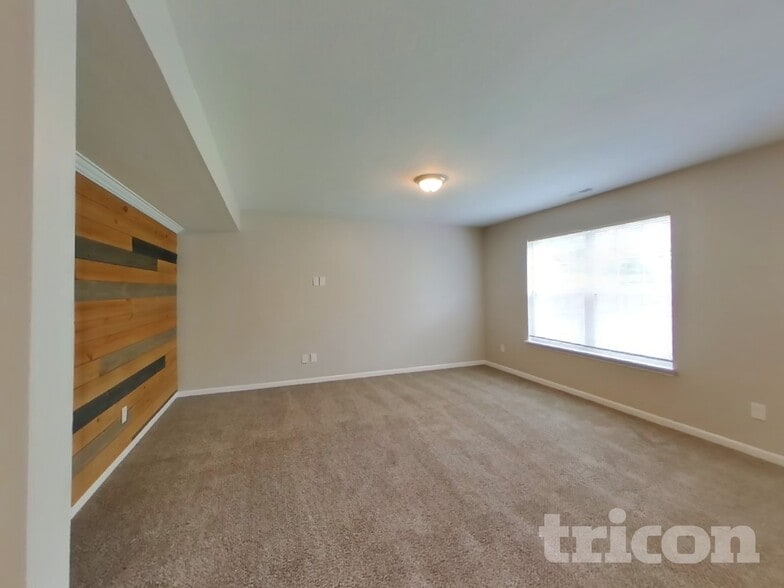 Building Photo - 5537 Burning Tree Ct