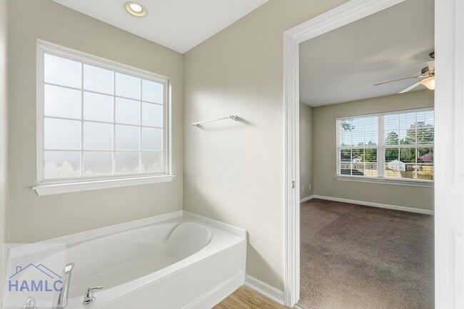 Building Photo - 374 Mill Pond Ln