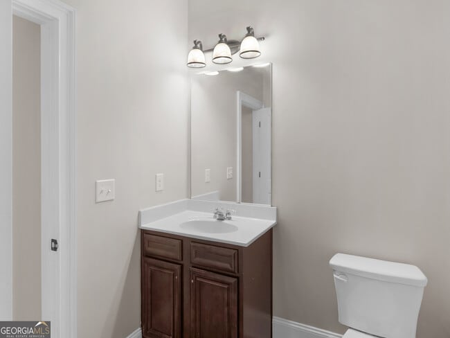 Building Photo - 185 Regency Pl