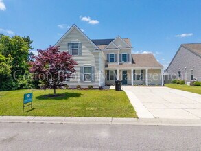 Building Photo - 7445 Darius Dr