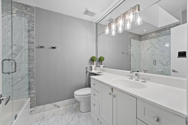 Building Photo - 3602 Yacht Club Dr