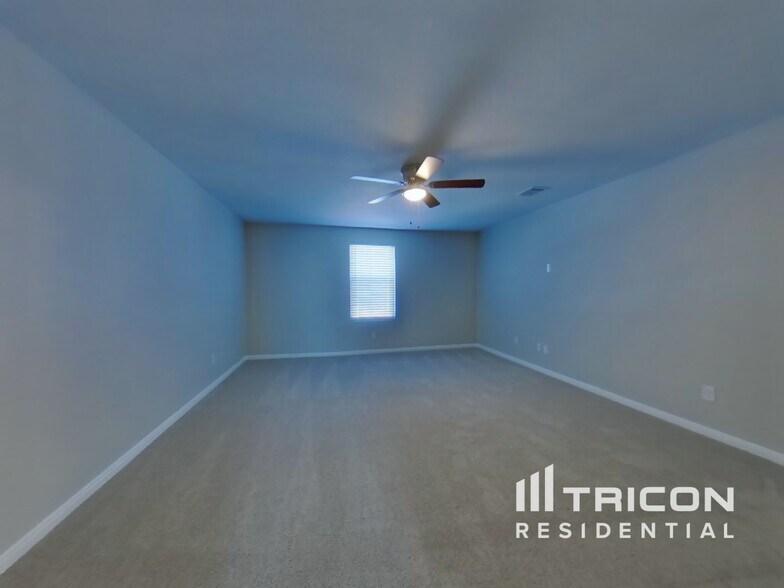 Building Photo - 15547 Taylorcrest Dr