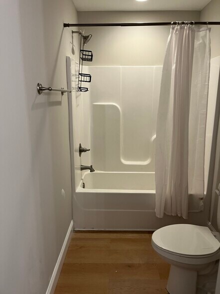 Building Photo - 1338 Gatewood Ln