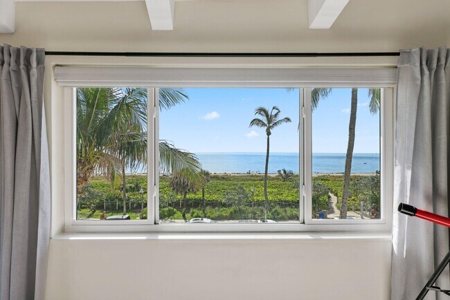 Building Photo - 250 S Ocean Blvd