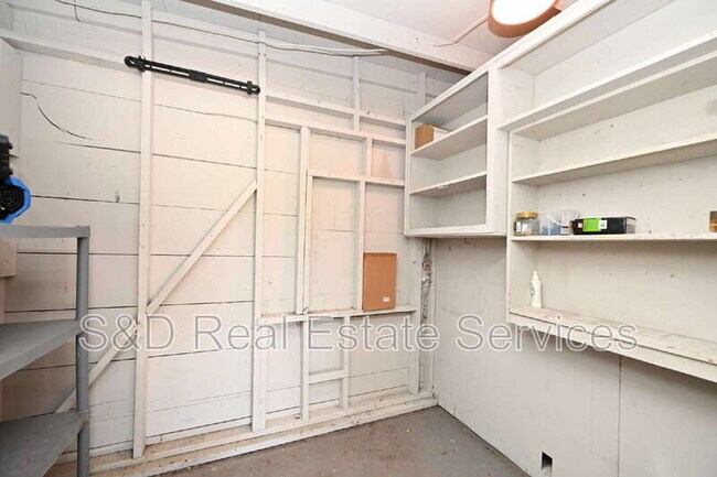 Building Photo - 3958 2nd St NW