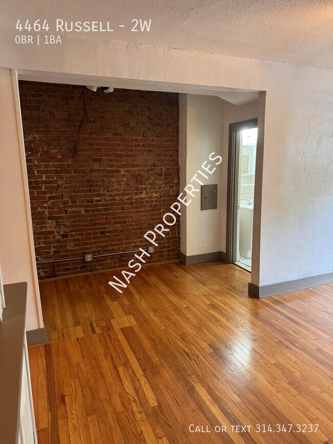 Building Photo - 4464 Russell-2W