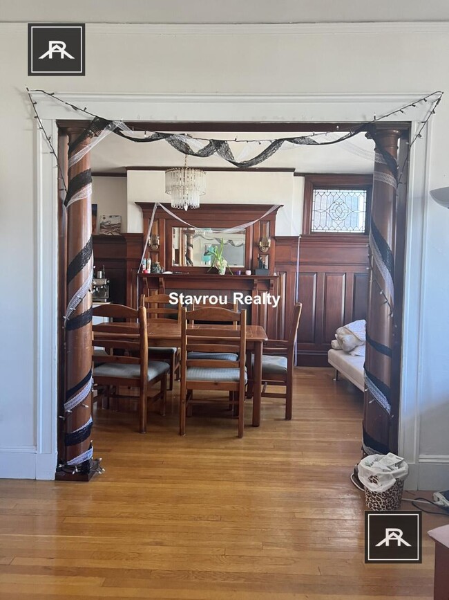 Building Photo - 3 bedroom in Brookline MA 02445