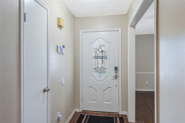 Building Photo - 8903 Wilson Reid Dr