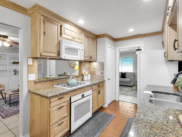 Building Photo - 11051 Ferguson Rd