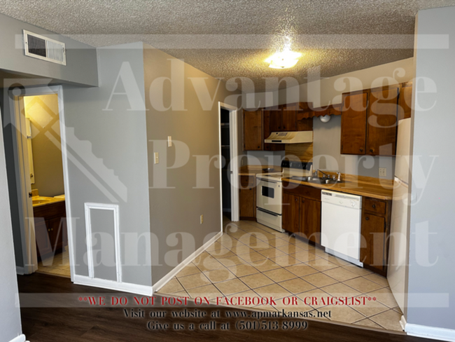 Building Photo - 2 Bedroom EXECUTIVE SUITE Style Apartment