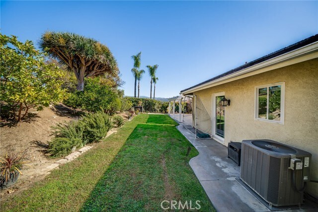 Building Photo - 5500 Vía Dianza