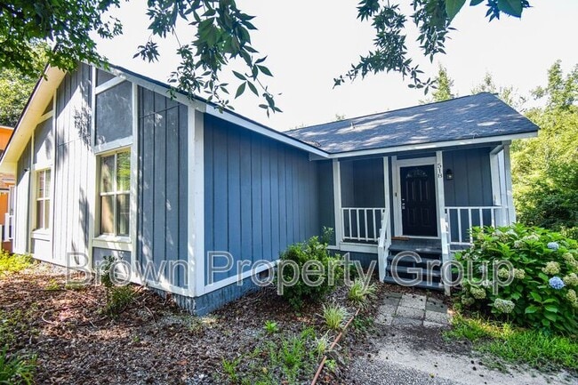 Building Photo - 518 Singletary Pl