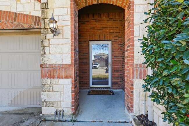 Building Photo - 14344 Artisan Dr