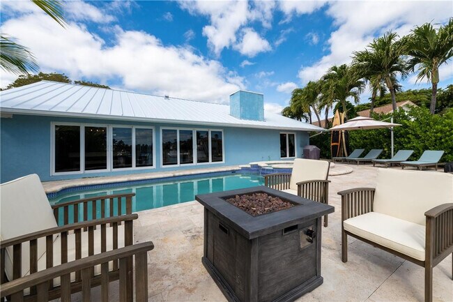 Building Photo - 2711 Boone Dr