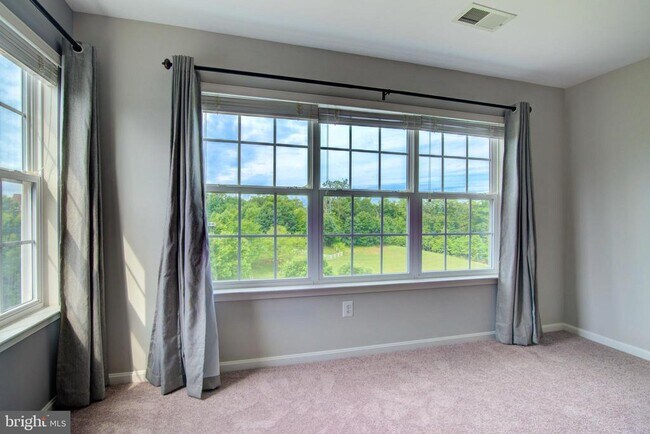 Building Photo - 13481 Arcadian Dr