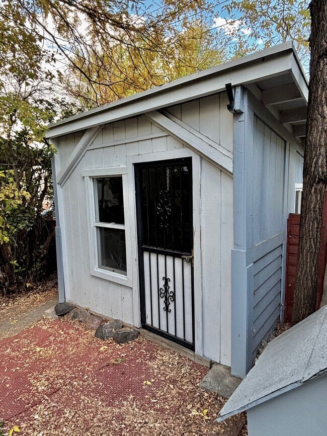 Building Photo - Chic One-Bedroom Getaway in Golden – Comfort, Style & Colorado Adventure!